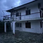 Apartmán πάροδος νικολάου σταθούση